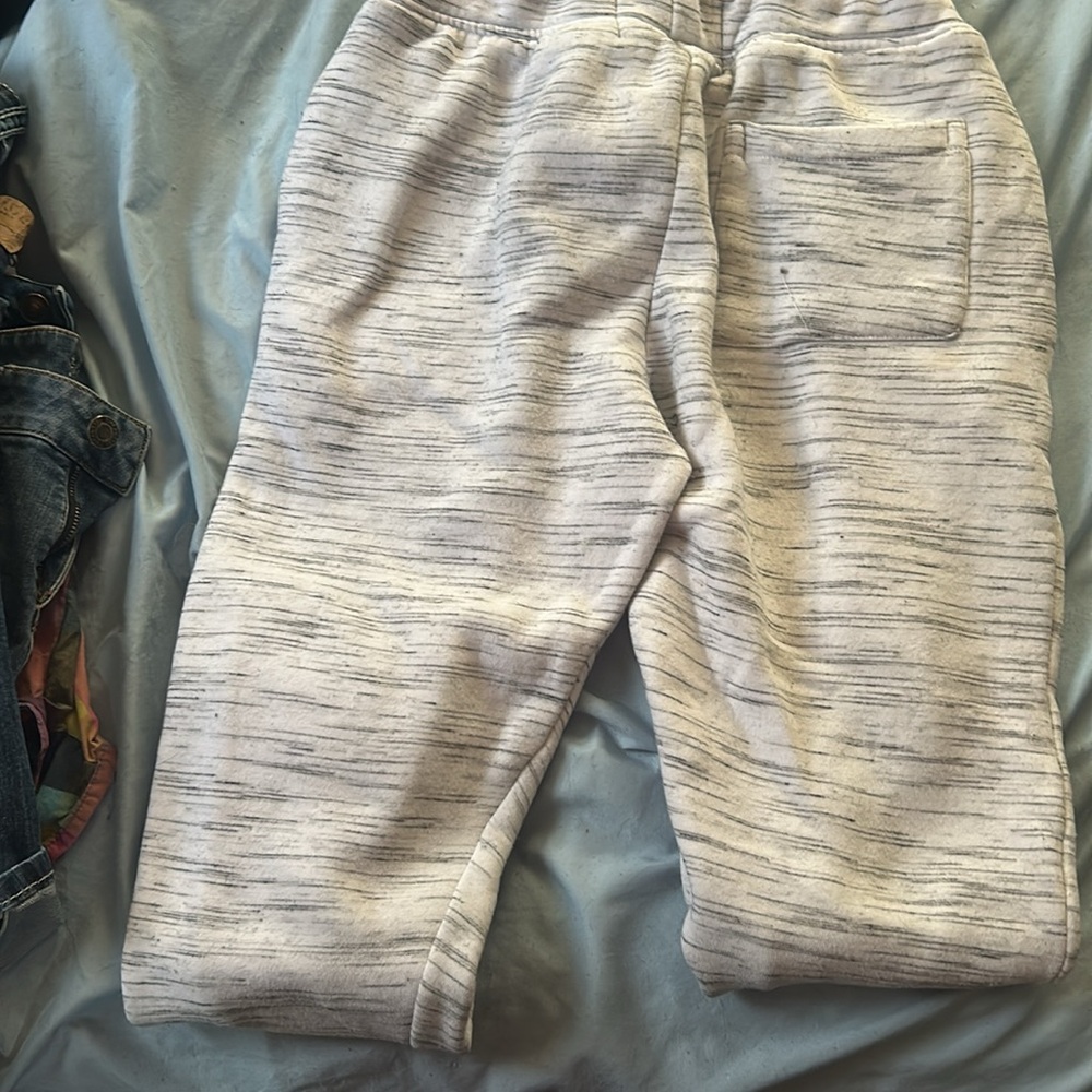 Sweat pants - Picture 3 of 3
